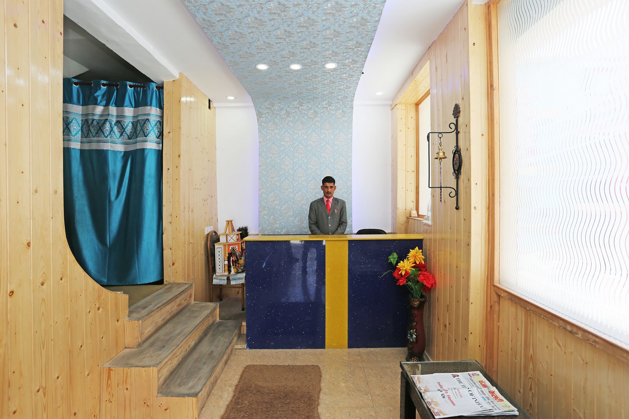 Oyo 9912 Hotel Rock Sea Manāli Extérieur photo
