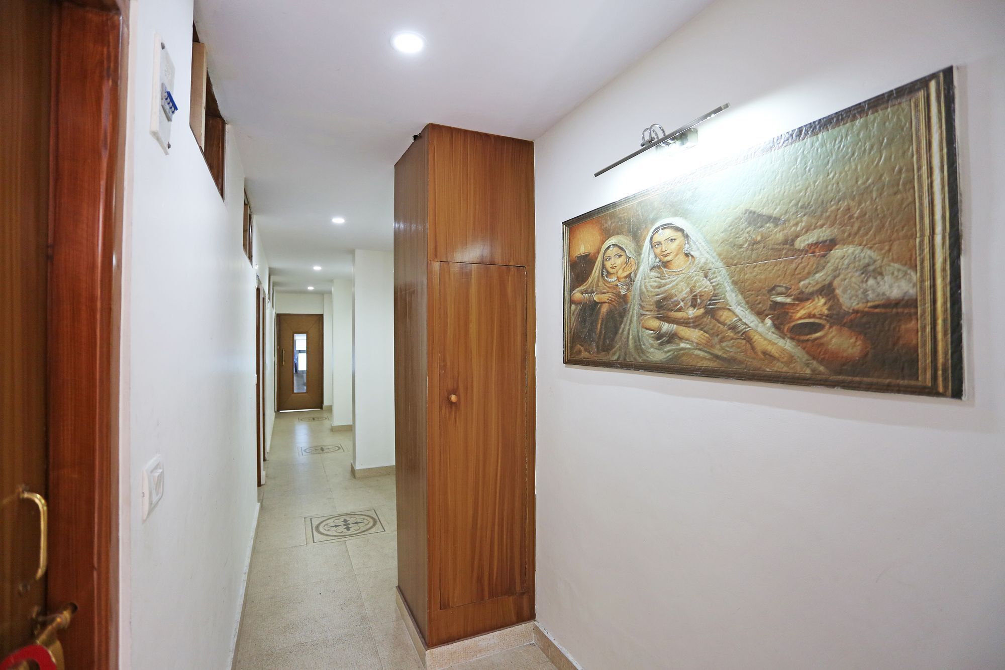 Oyo 9912 Hotel Rock Sea Manāli Extérieur photo