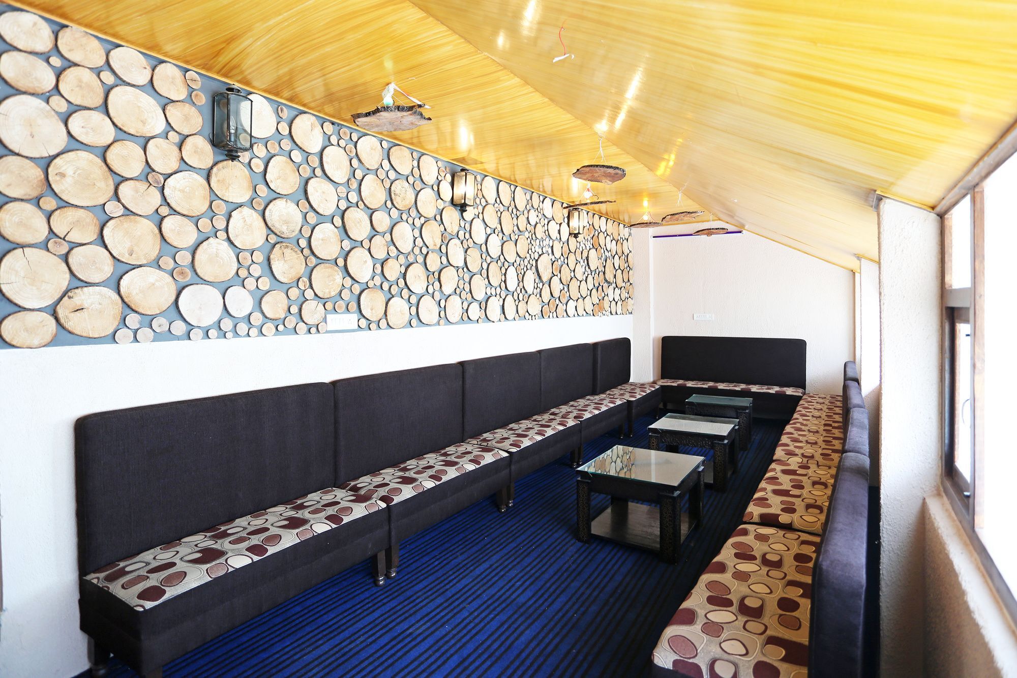 Oyo 9912 Hotel Rock Sea Manāli Extérieur photo