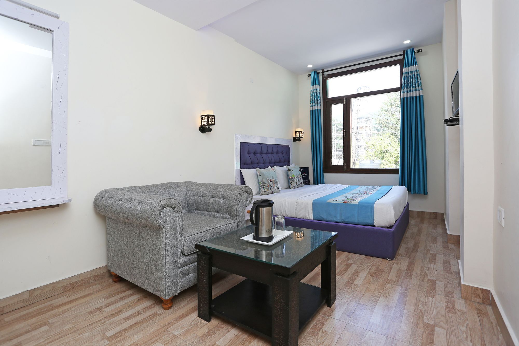 Oyo 9912 Hotel Rock Sea Manāli Extérieur photo