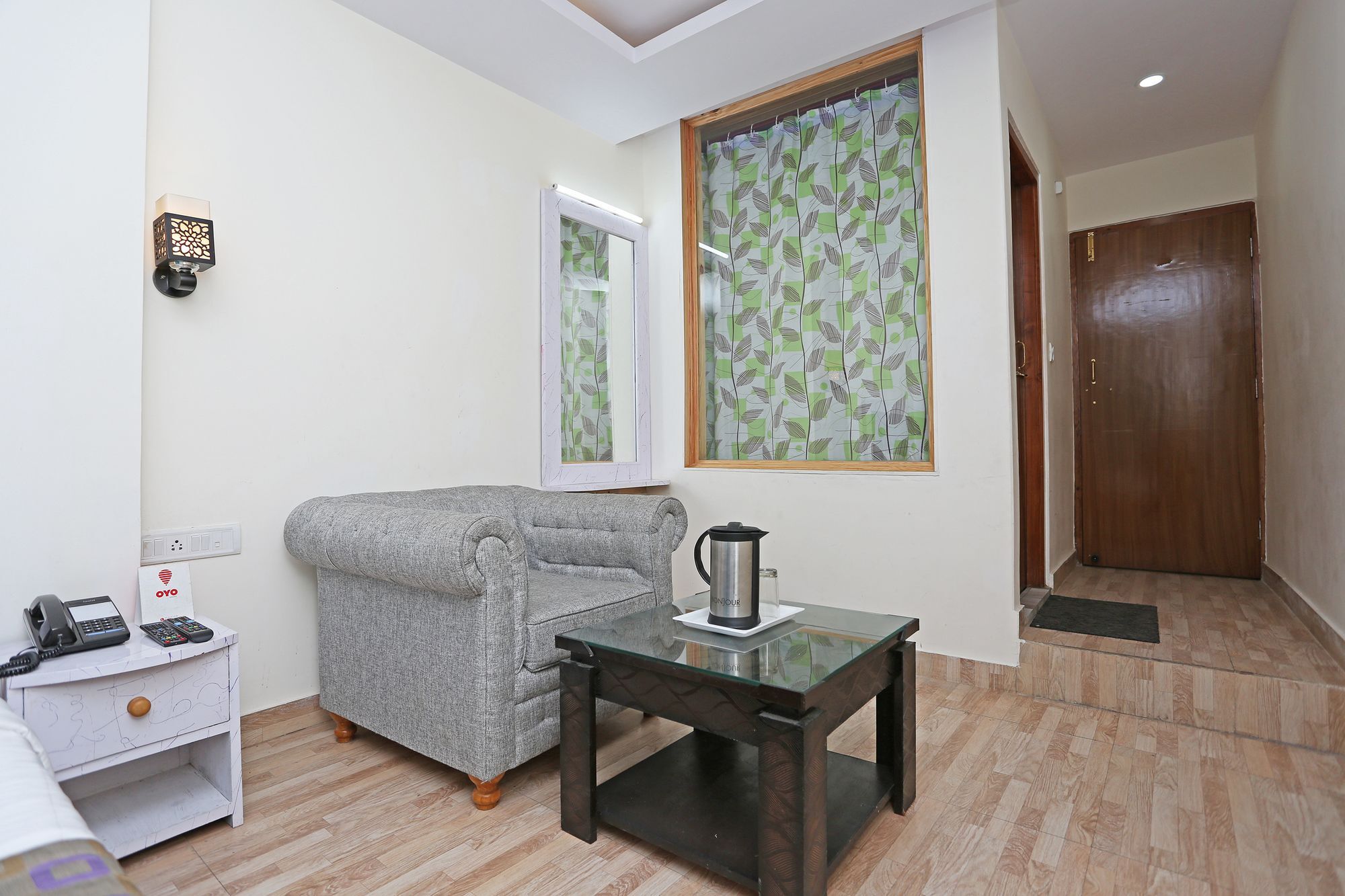 Oyo 9912 Hotel Rock Sea Manāli Extérieur photo
